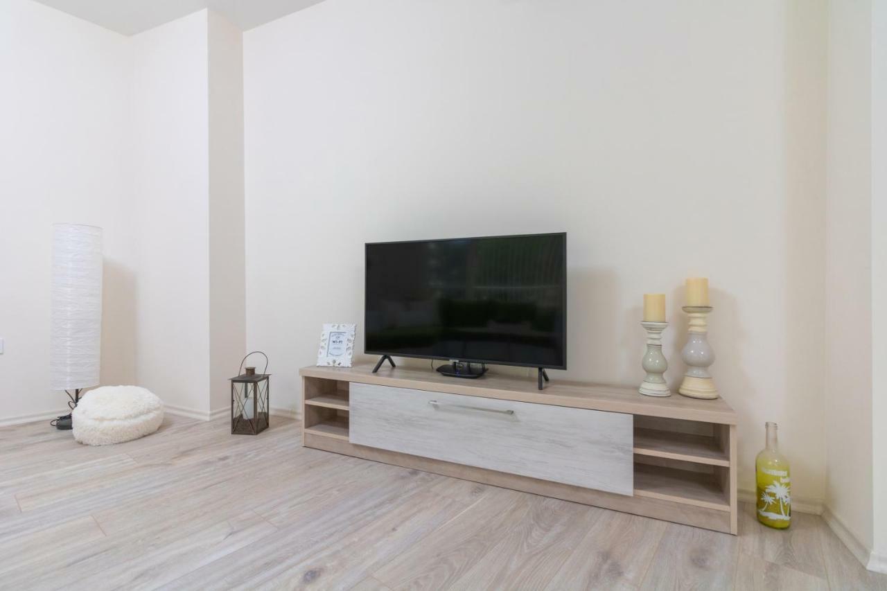 Domus Apartments Grand 플로브디프 외부 사진