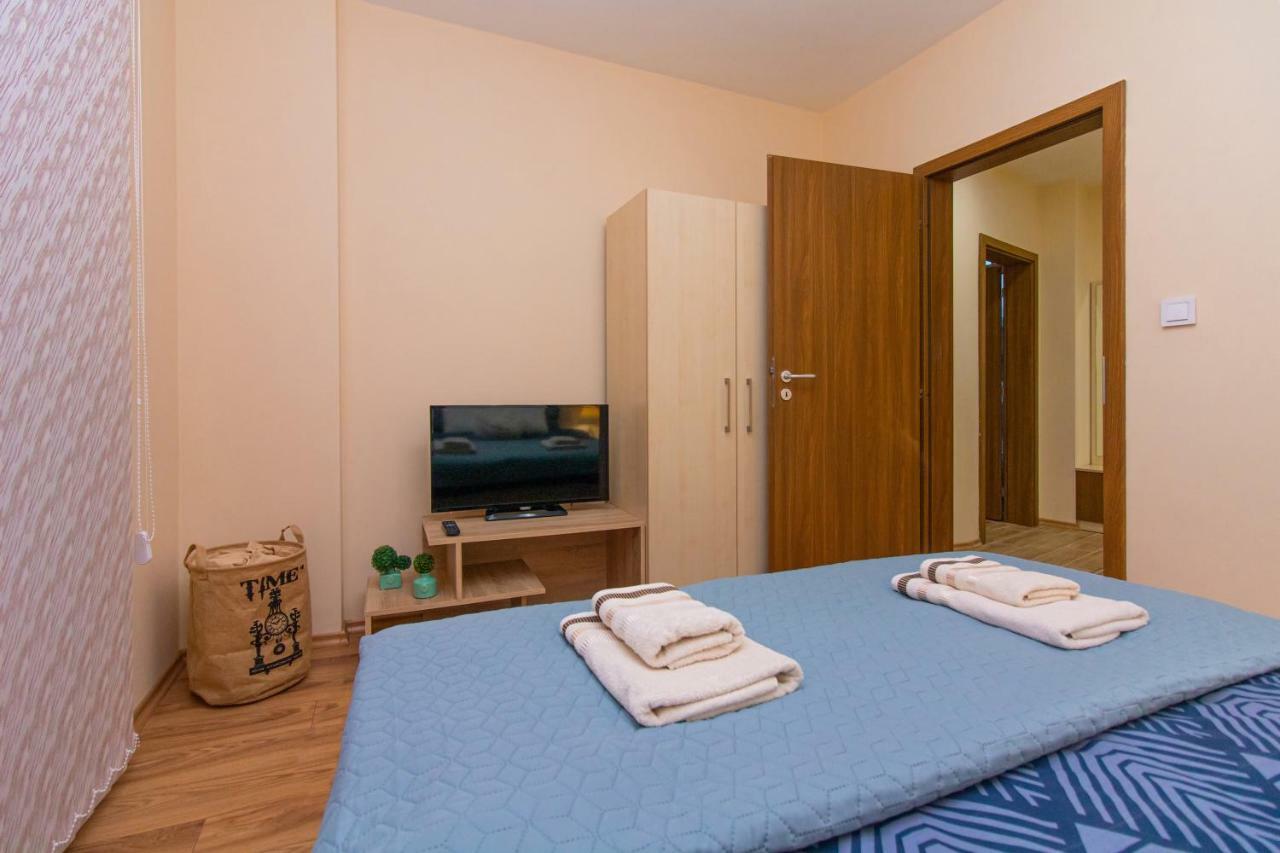 Domus Apartments Grand 플로브디프 외부 사진