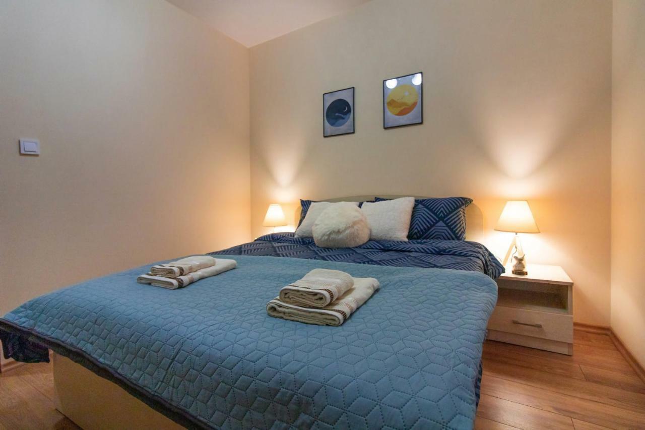 Domus Apartments Grand 플로브디프 외부 사진