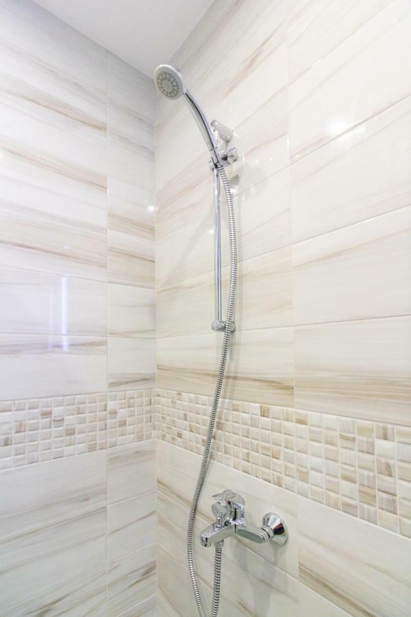 Domus Apartments Grand 플로브디프 외부 사진